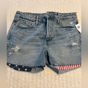 NWT Old Navy denim shorts size 10